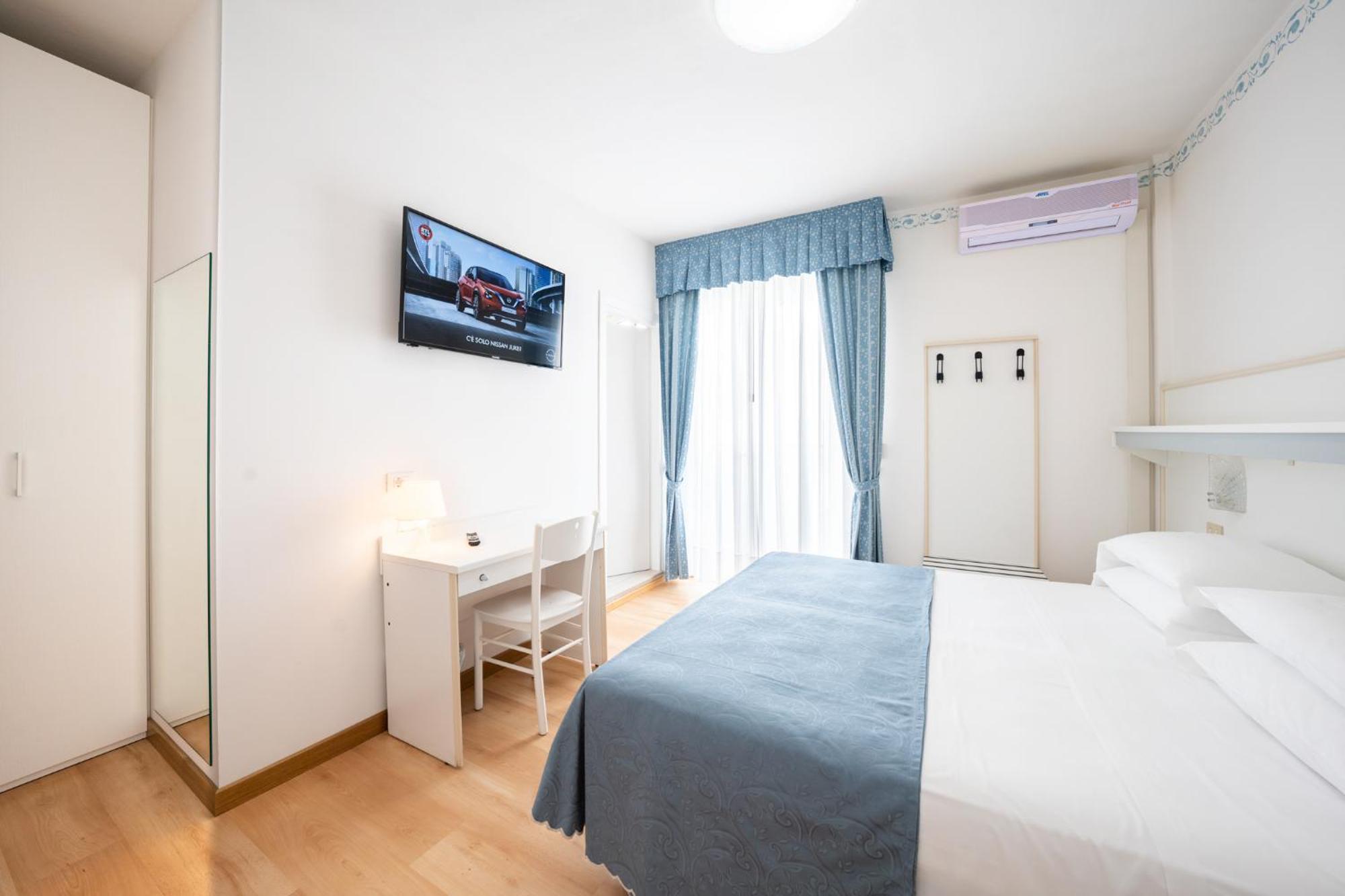 Hotel Laurin Lido di Jesolo Exterior foto
